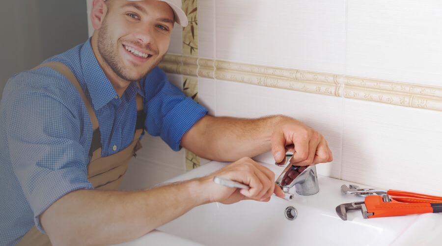 Handle or spout repair in Chocowinity, NC